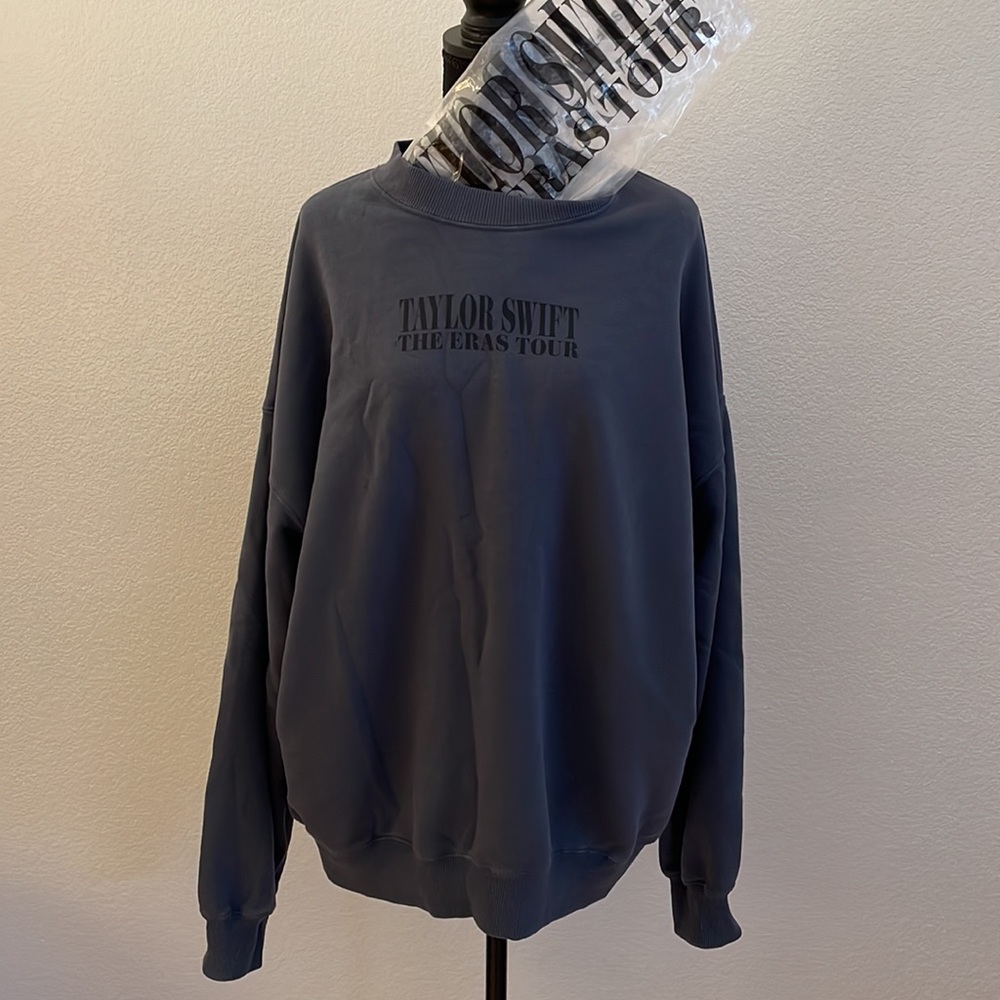 Official Taylor Swift Eras Tour Blue Crewneck | size XL